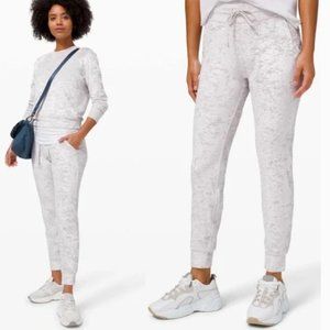 Lululemon Crushed Velvet Jogger in Chrome